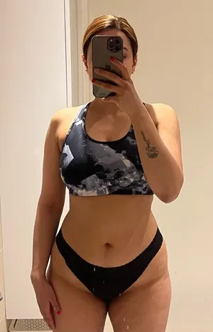 high profile escorts in Chhatarpur 