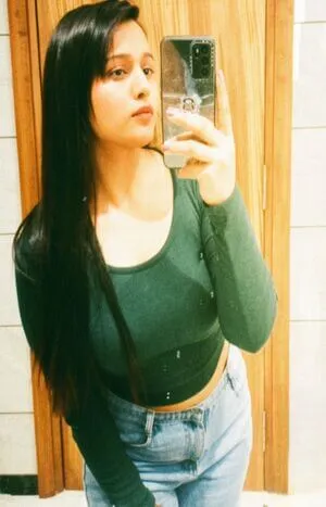 call girls service in Chhatarpur 