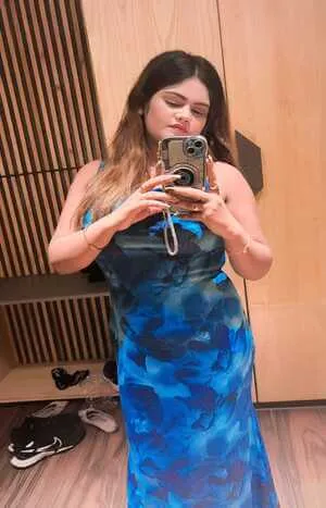 call girls in Chhatarpur 